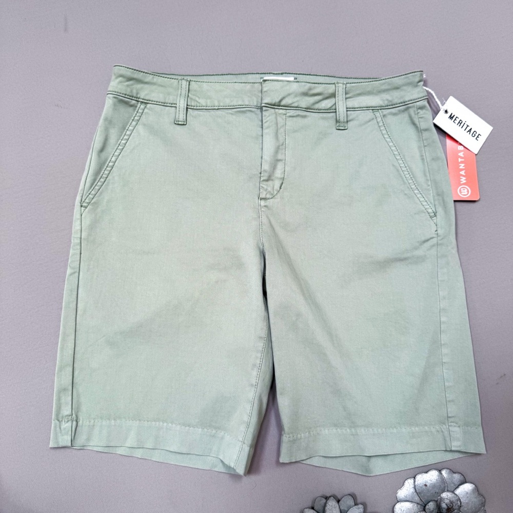 NWT! Wantable bundle of 2 Meritage shorts, 9” inseam, women’s size 6. - Picture 3 of 8